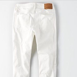 American Eagle Men’s White Flex Slim Fit Jeans